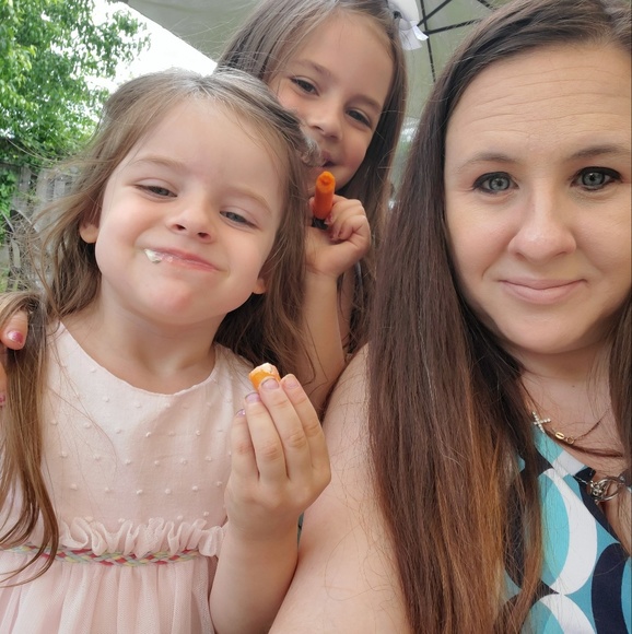 Meet your Posher, Tina - Picture 1 of 1